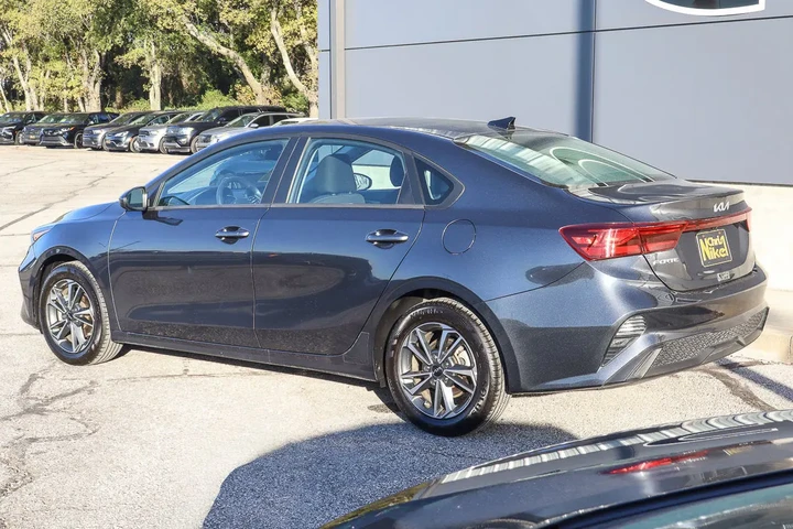 $18188 : 2024 Forte LXS image 6