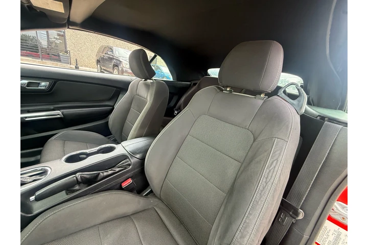 $15800 : 2015 Mustang V6 image 3