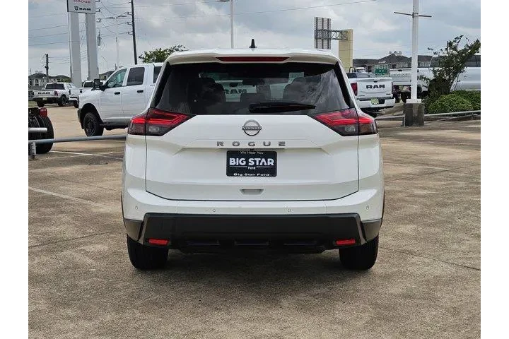 $18400 : Nissan Rogue 2024 S 4dr Cros image 4