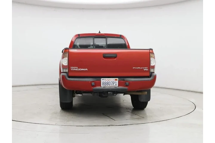 $28998 : Toyota Tacoma 2015 4x2 PreRu image 6