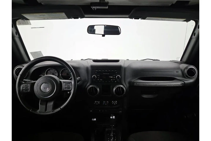 $16998 : Jeep Wrangler Unlimited 2017 image 9