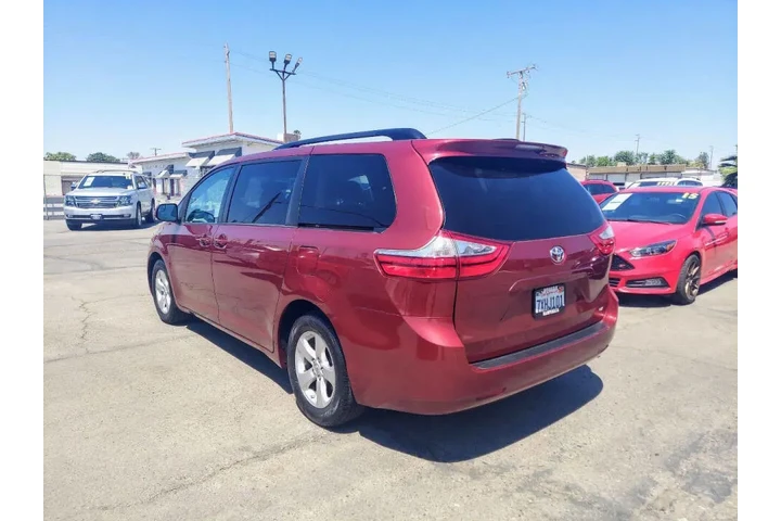 $20995 : 2017 Sienna image 4