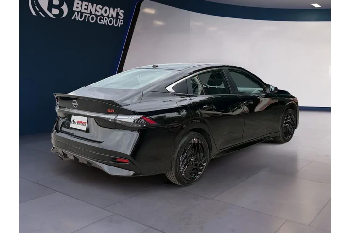 $25991 : Nissan Sentra 2026 SR 4dr Se image 5