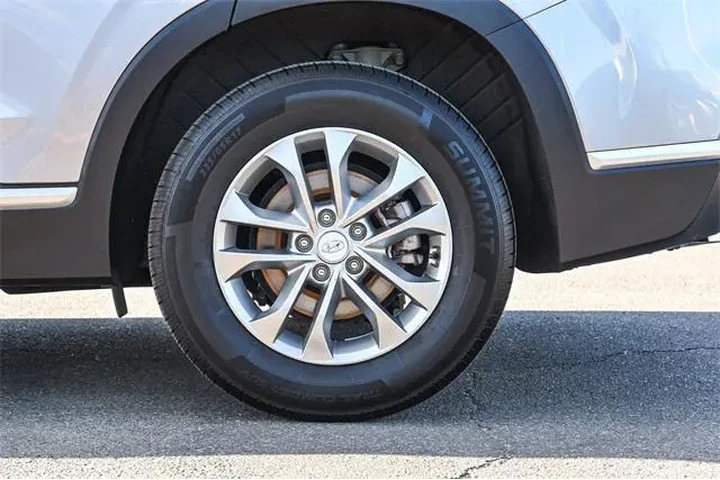 $17000 : Hyundai SANTA FE 2020 AWD SE image 10