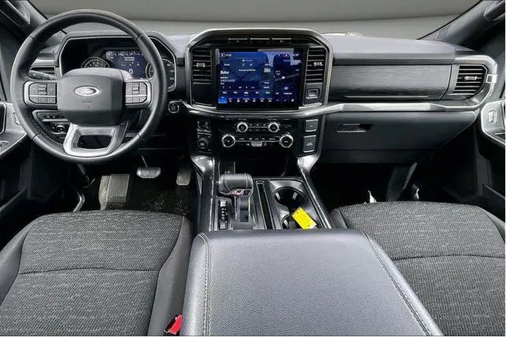 $39500 : Ford F-150 2023 4x4 Lariat 4 image 8