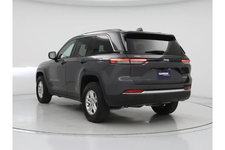 $29998 : Jeep Grand Cherokee 2024 4x2 image 2