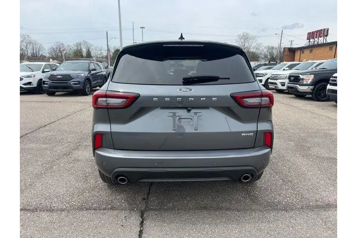 $22564 : Ford Escape 2024 AWD ST-Line image 5