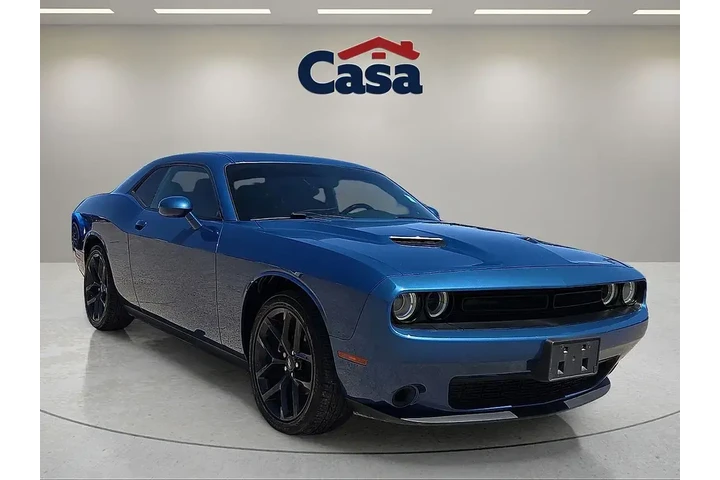 $22395 : Dodge Challenger 2022 SXT 2d image 1