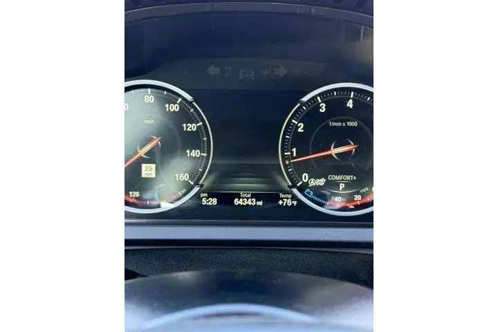 $18040 : BMW 7 Series 2015 AWD 750Li image 6