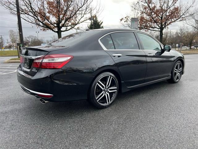 $14500 : 2016 Accord Touring image 6