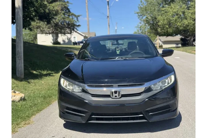 $9999 : 2016 Civic LX image 3