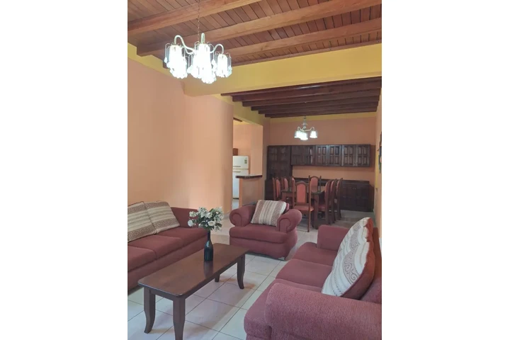 $1 : Residencia en Venta en Peten image 4
