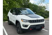 $7999 : 2019 Compass Trailhawk thumbnail