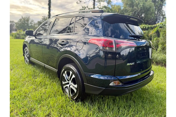 $16199 : 🚙TOYOTA RAV4 LE image 8