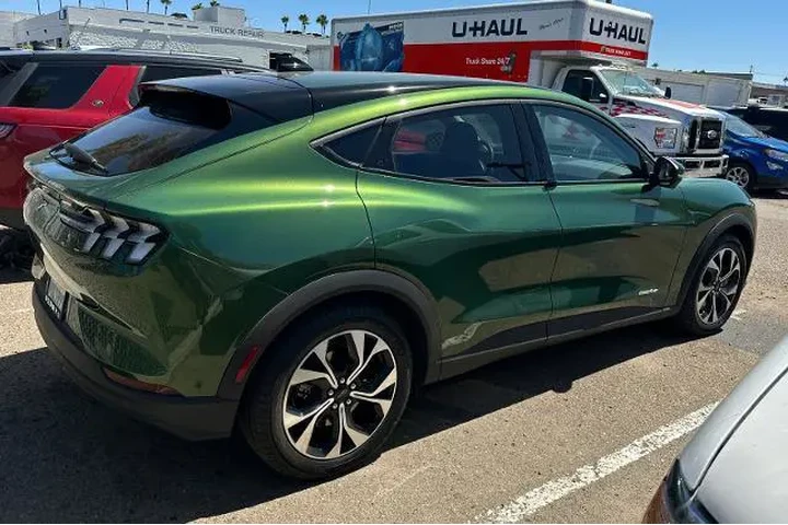 $29995 : Ford Mustang Mach-E 2024 Sel image 3