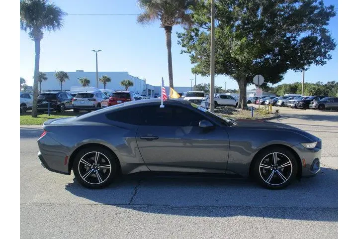 $29535 : Ford Mustang 2024 EcoBoost P image 8