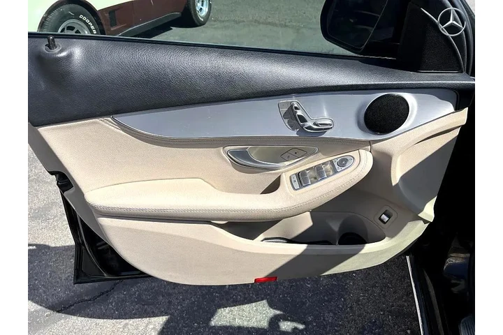 $13990 : 2016 Mercedes-Benz C-Class 4d image 9