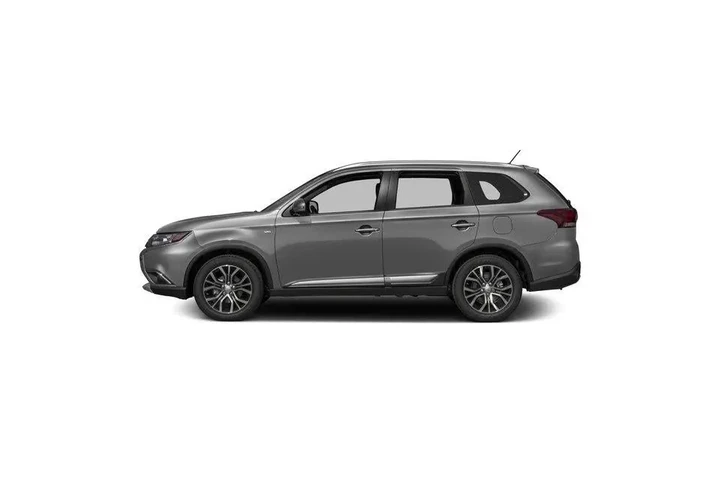$6900 : Mitsubishi Outlander 2016 AW image 6