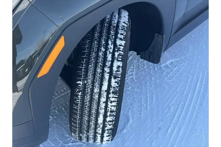 $29499 : Hyundai SANTA FE 2025 SEL 4d image 9