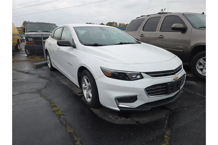 $14995 : 2018 Malibu LS image 7