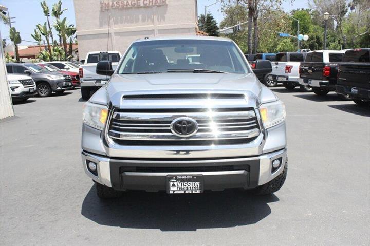 $31995 : 2017 Tundra image 2