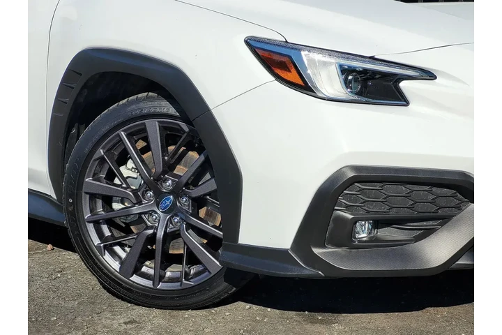 $29988 : Subaru WRX 2022 AWD Limited image 5