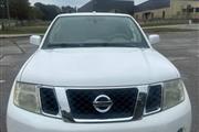 $5700 : 2011 Pathfinder S thumbnail