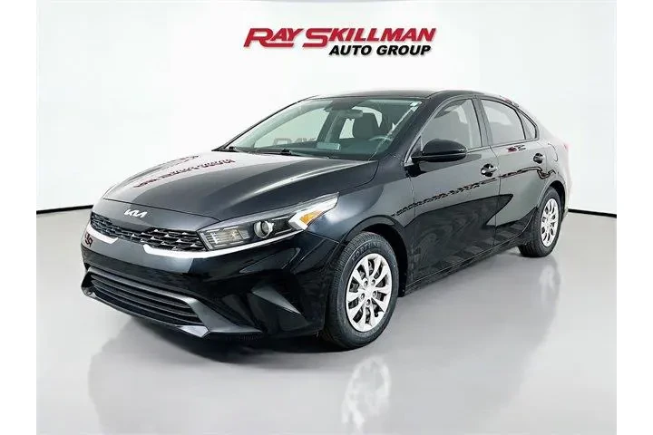 $19975 : Kia Forte 2024 LX 4dr Sedan image 3