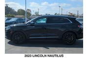 $38875 : Lincoln Nautilus 2023 AWD Re thumbnail