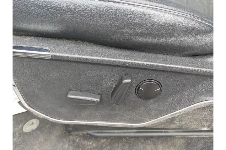 $39852 : Ford F-150 2023 4x4 XL 4dr S image 7