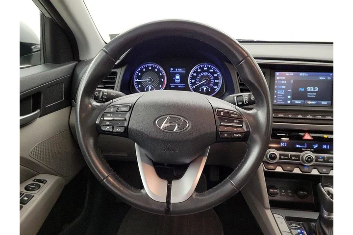 $17998 : Hyundai ELANTRA 2019 Value E image 10