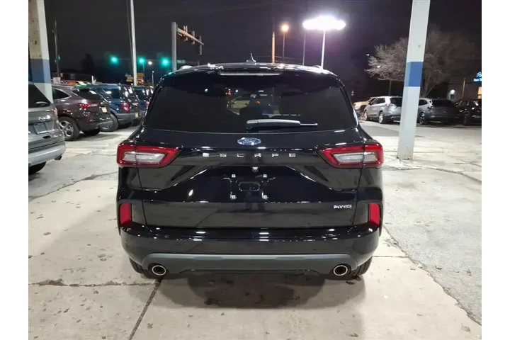 $28942 : Ford Escape 2024 AWD ST-Line image 4