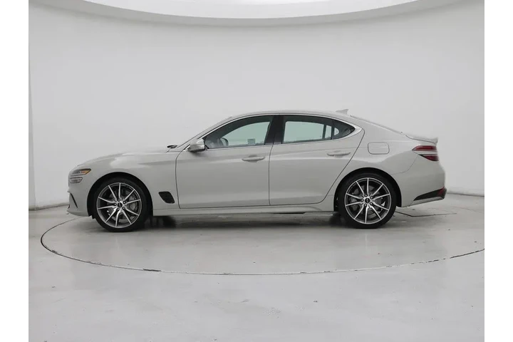 $31998 : Genesis G70 2025 2.5T Standa image 3