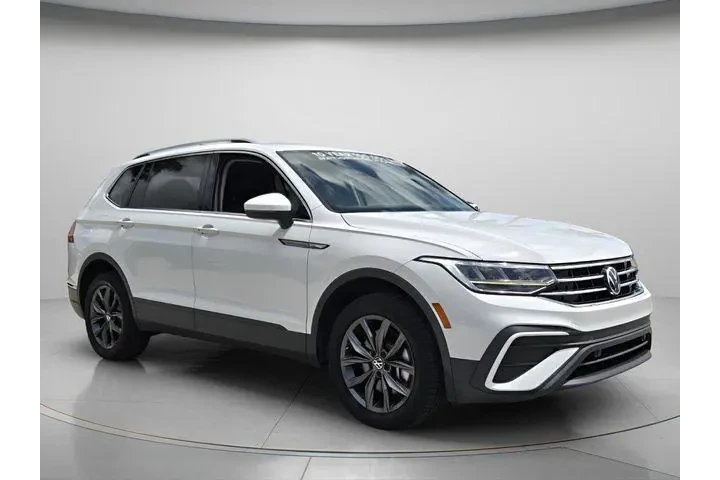 $17671 : Volkswagen Tiguan 2022 SE 4d image 8