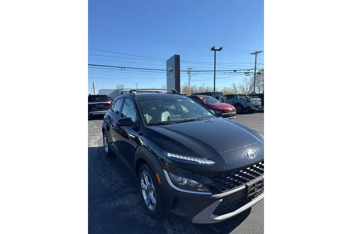 $22490 : Hyundai KONA 2023 AWD SEL 4d image 5