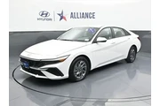 $22578 : Hyundai ELANTRA 2024 SEL 4dr thumbnail