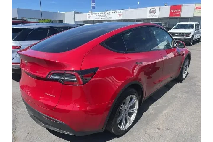 $34988 : Tesla Model Y 2022 AWD Long image 5