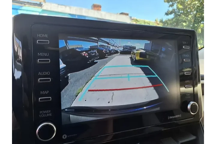 $15899 : Toyota Corolla 2021 LE 4dr S image 7