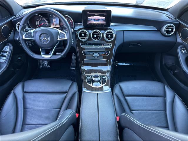 $19997 : 2018 C 300 Sedan image 5