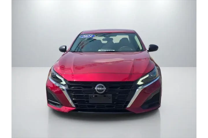 $19999 : Nissan Altima 2024 2.5 SV 4d image 2