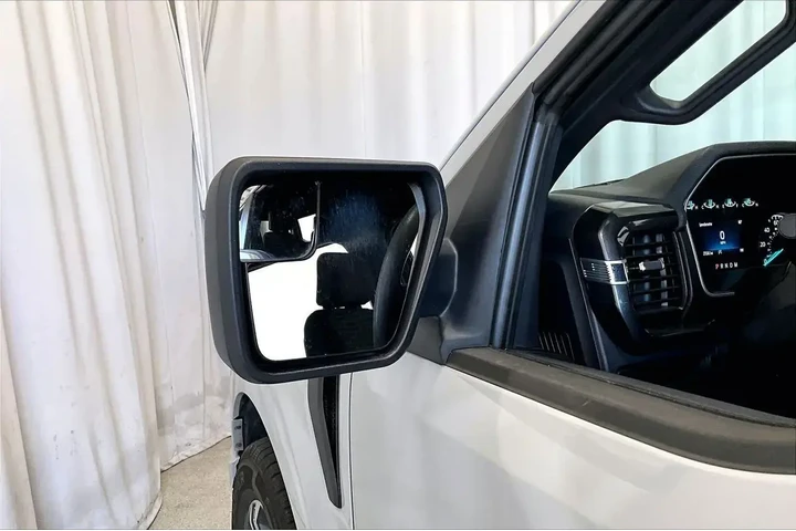 $35491 : Ford F-150 2023 4x2 XL 4dr S image 10