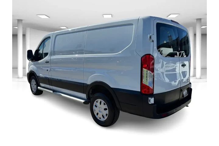 $34939 : Ford Transit 2024 250 3dr LW image 3