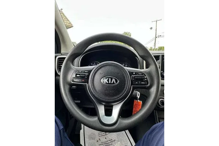 $8995 : Kia Sportage 2019 AWD LX 4dr image 8