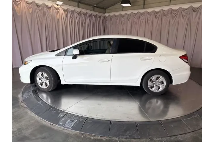 $11477 : Honda Civic 2014 LX 4dr Seda image 8