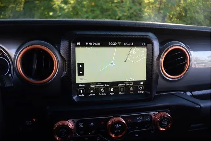 $30500 : Jeep Wrangler Unlimited 2022 image 9