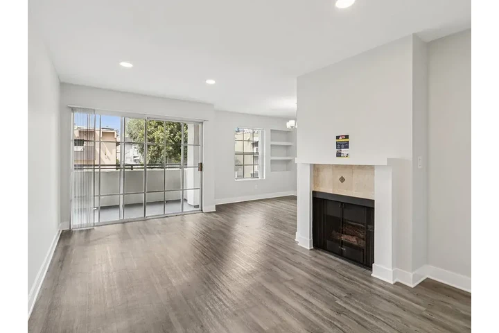 $1100 : Apartamento 1 recámara LA image 1