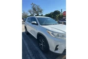 $14990 : Toyota Highlander 2019 LE 4d thumbnail