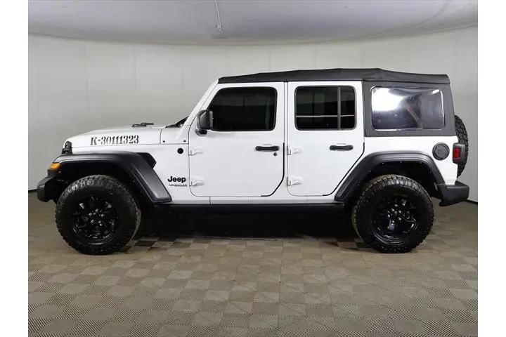 $26569 : Jeep Wrangler Unlimited 2021 image 10