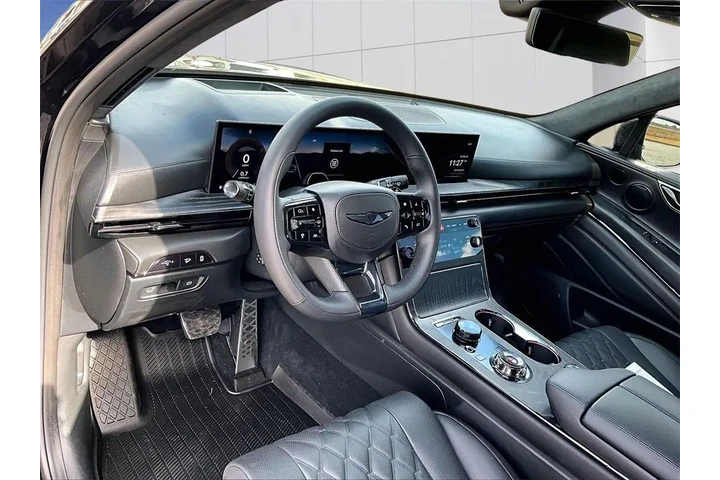 $78000 : Used 2026 Genesis GV80 image 5