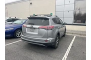 $15500 : Toyota RAV4 2018 AWD XLE 4dr thumbnail